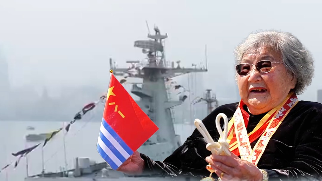 太幸福了！“90后”老战士登上海军新战舰，开心都写在脸上